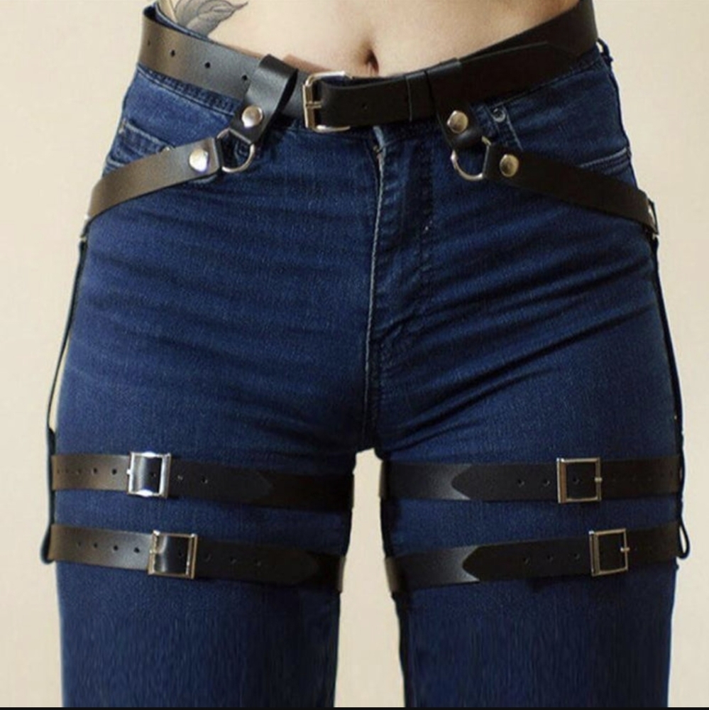 Vavana Croft Harness